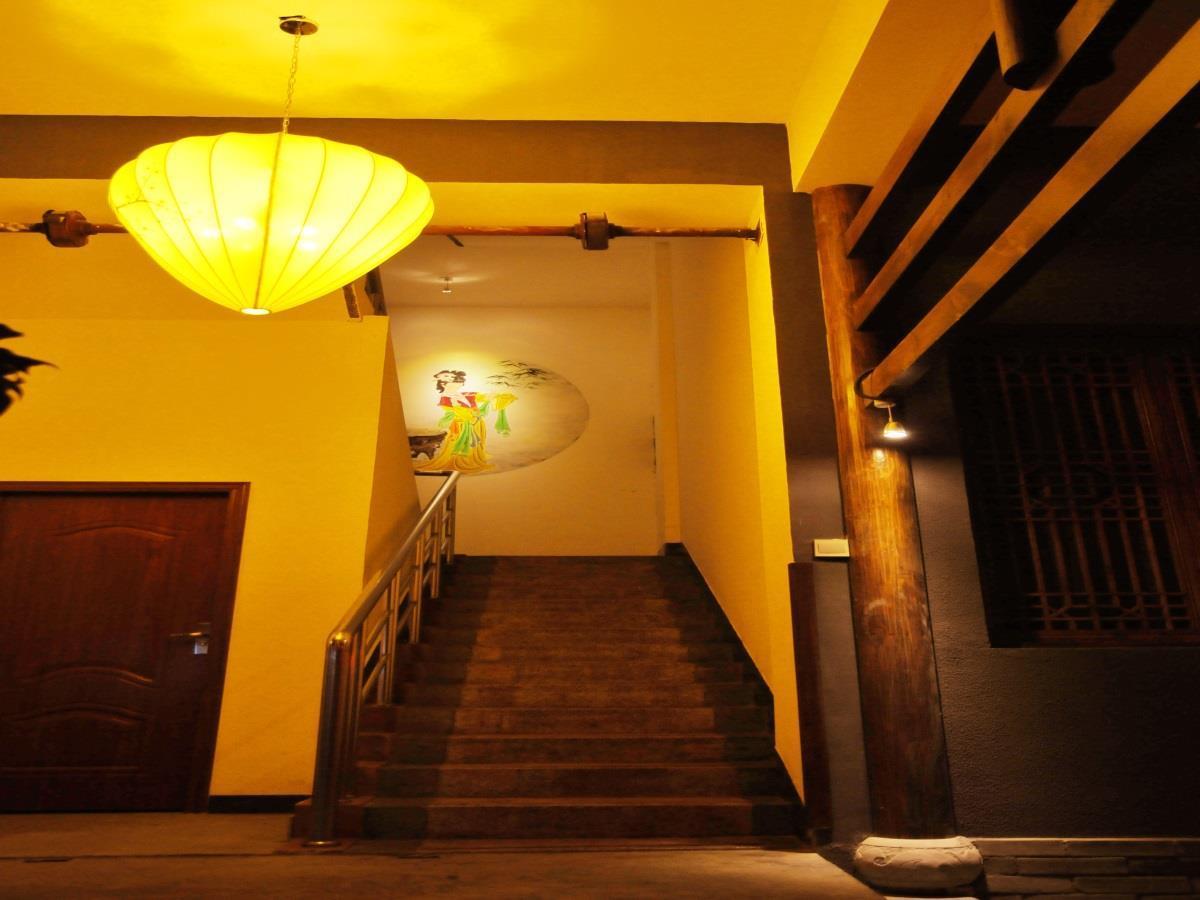 Renli Hotel 成都 エクステリア 写真